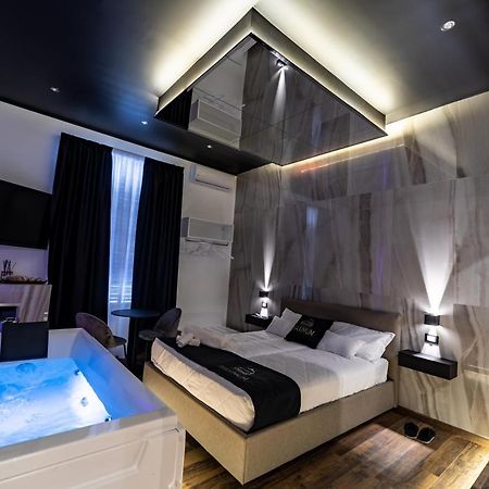 Maximum Suite & Spa Palerme Extérieur photo